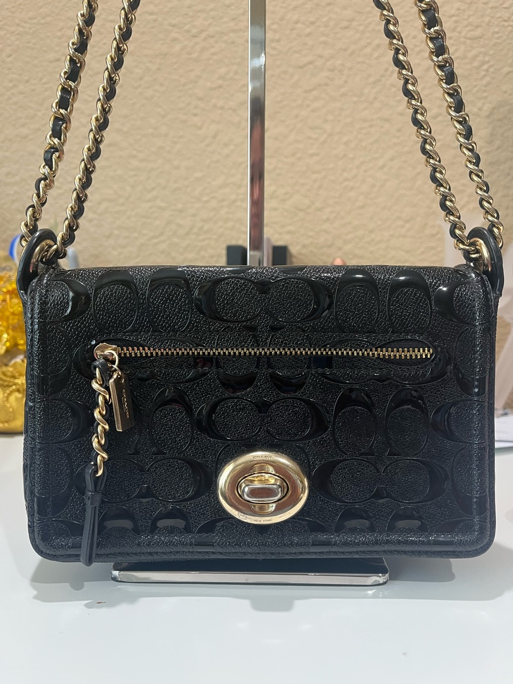 COACH LEX SMALL FLAP CROSSBODY BLACK PATENT SIGNATURE CHAIN BAG